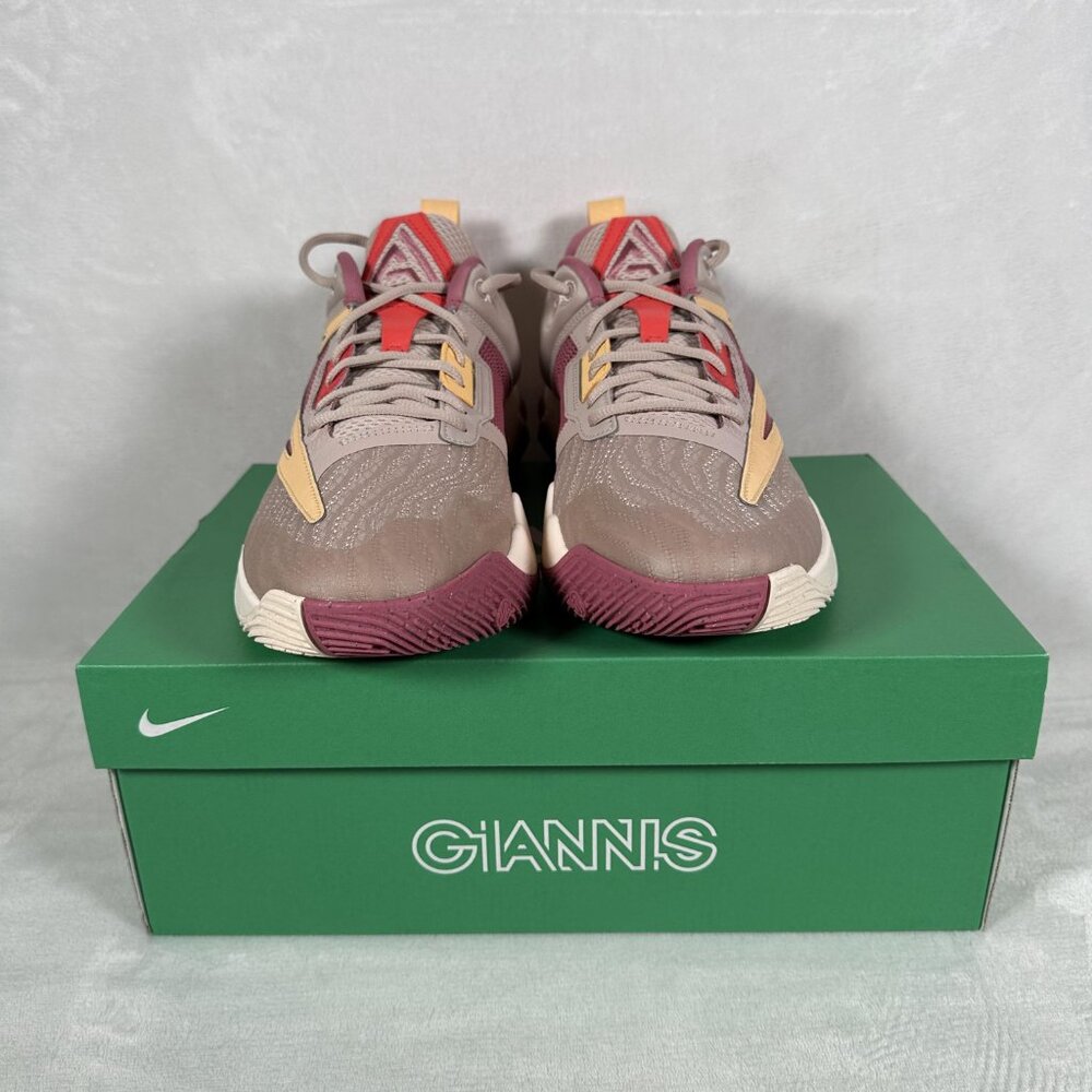 Nike Giannis Immortality 3 Athletic Shoes Men Size 11 Lace-Up DZ7533-200 NWB - Picture 3 of 9